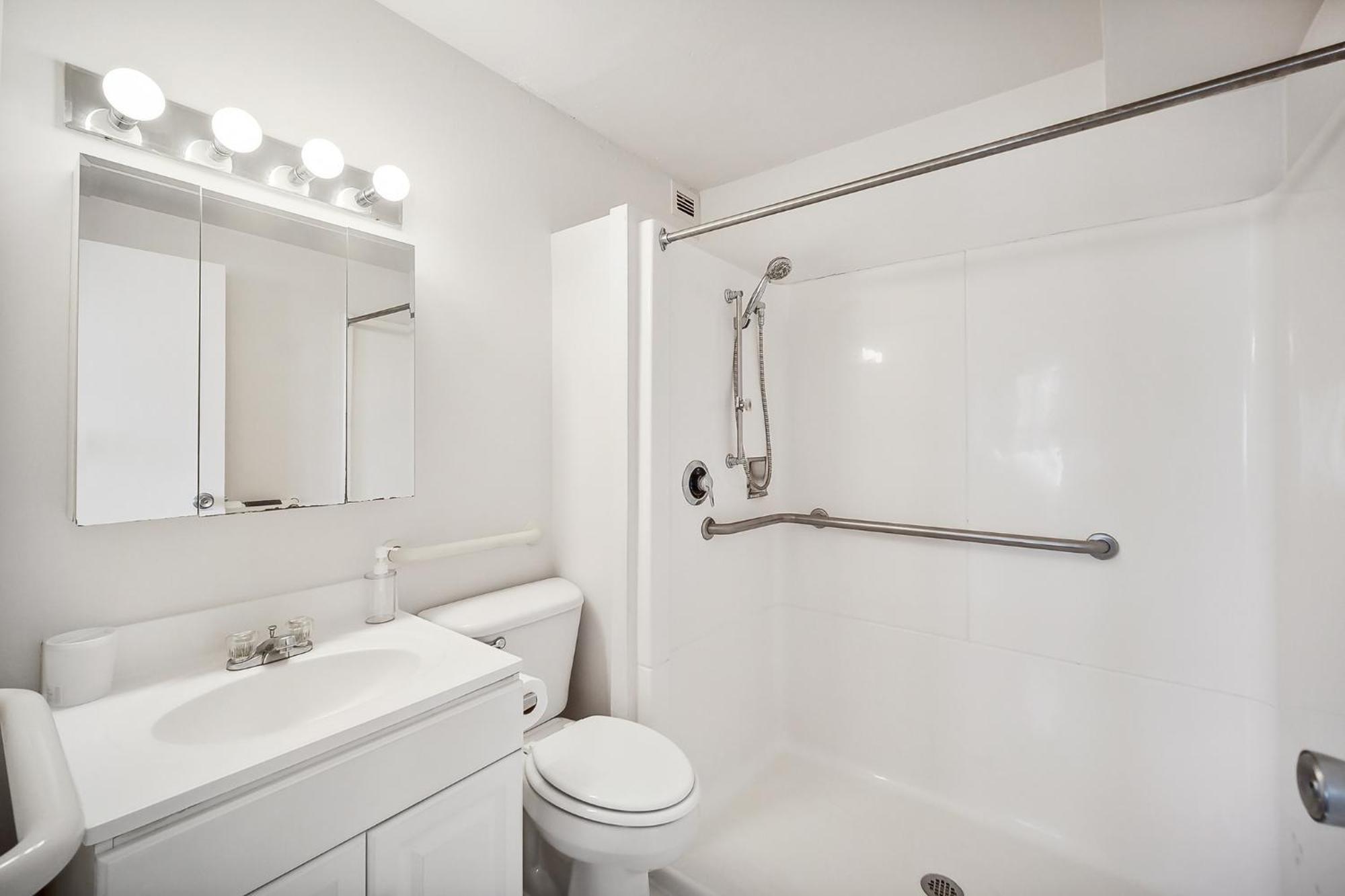 Apartment Pp 1802 Modern Corporate 2br, Pool, Gym Harrisburg