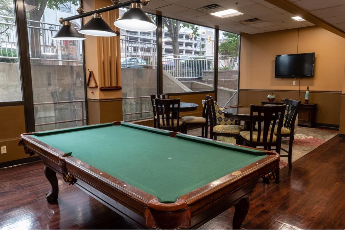 Pp 1802 Modern Corporate 2br, Pool, Gym Apartment Harrisburg
