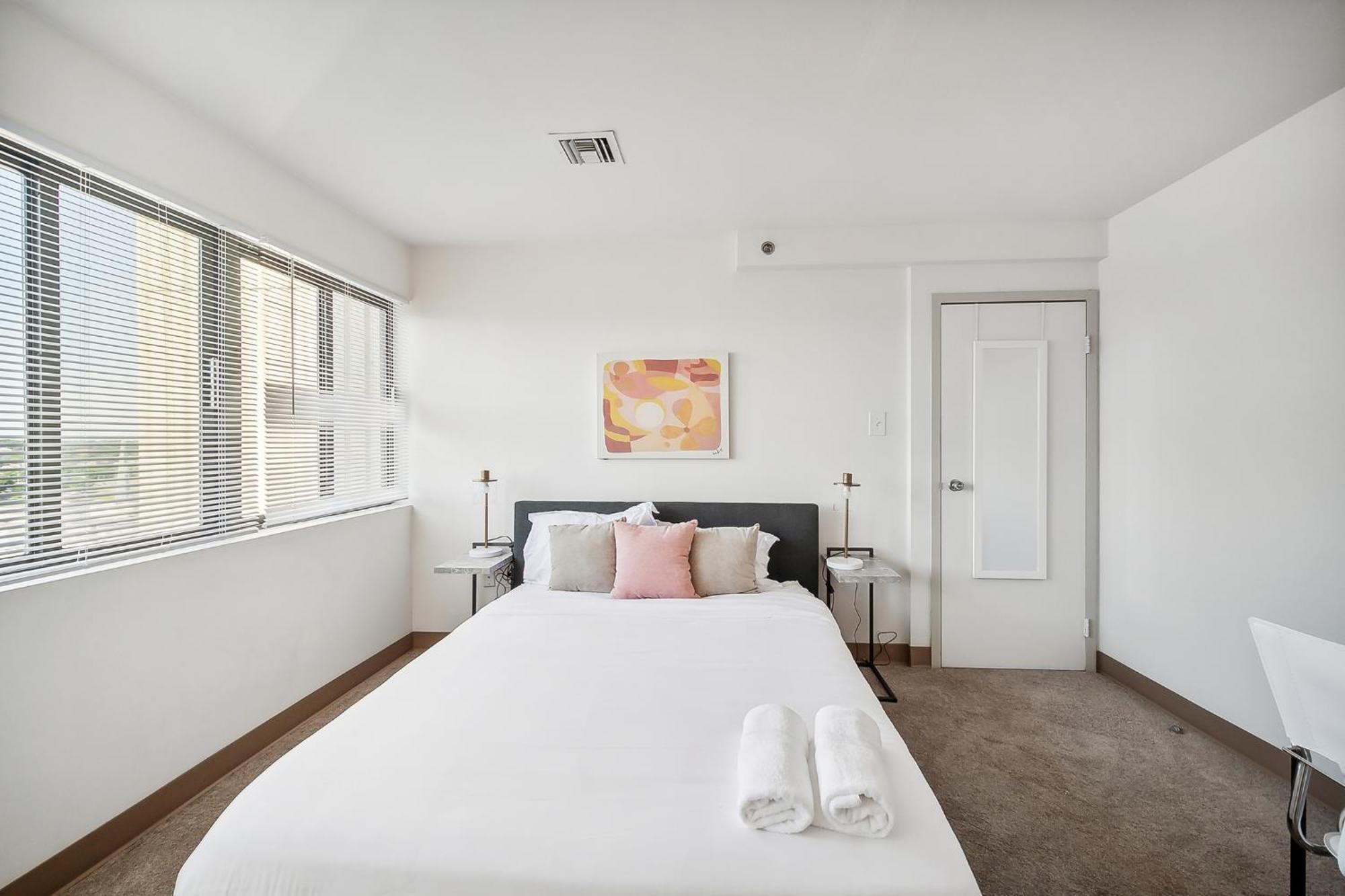 Pp 1802 Modern Corporate 2br, Pool, Gym *
